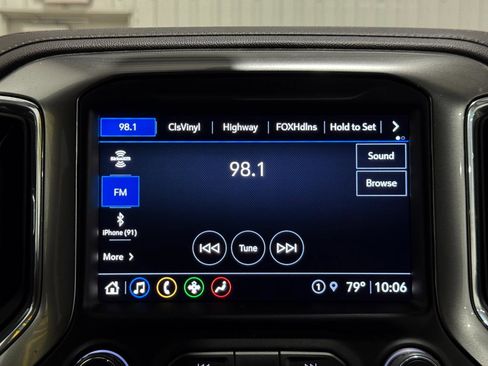 Used 2022 Chevrolet Silverado 2500 LT w/ Texas Edition AWD/4WD image 15
