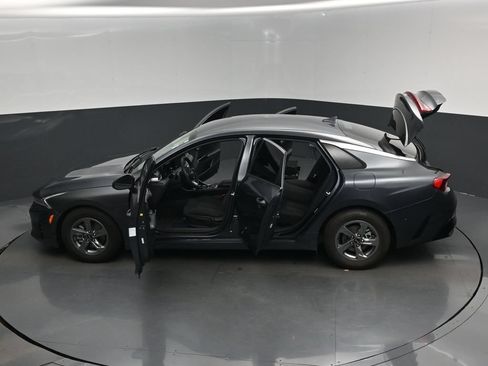 Used 2021 Kia K5 LXS FWD image 17