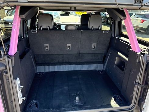 Used 2022 Ford Bronco Badlands image 12