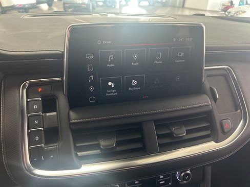 Used 2023 GMC Yukon XL SLT w/ SLT Luxury Package image 21