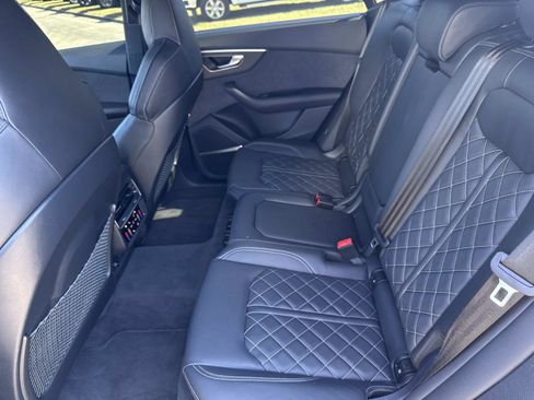 Used 2024 Audi SQ8 Premium Plus w/ Executive Package image 15