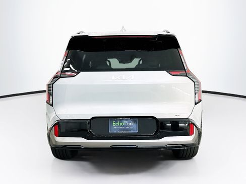 Used 2024 Kia EV9 GT-Line AWD/4WD image 7