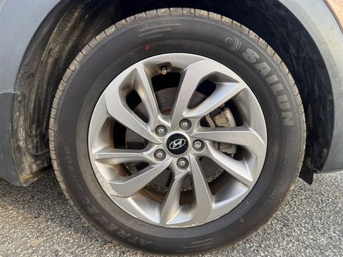 Used 2017 Hyundai Tucson SE Plus image 37