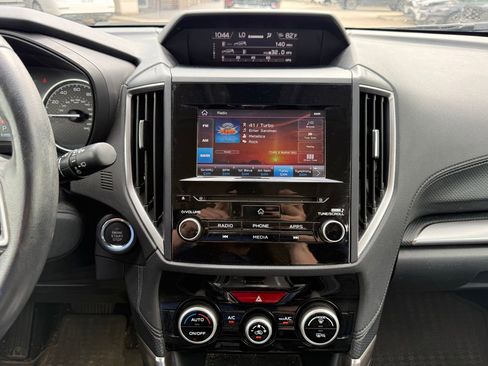 Used 2020 Subaru Forester Premium image 16