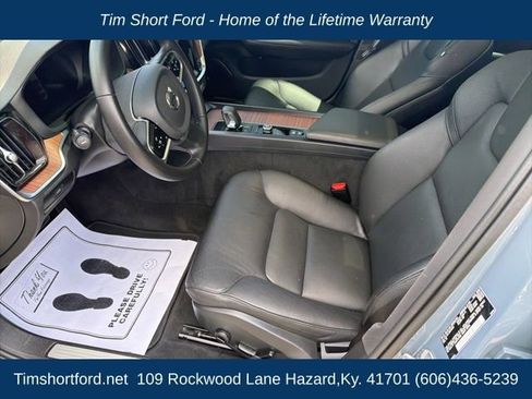 Used 2024 Volvo S60 B5 Plus AWD/4WD image 8