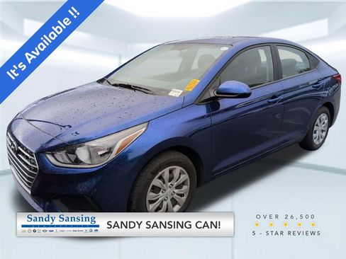 Used 2022 Hyundai Accent SE image 1