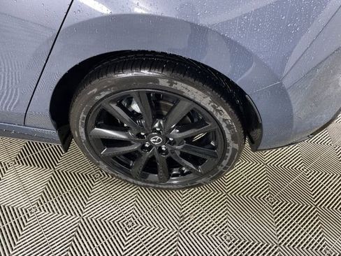 Certified 2025 MAZDA MAZDA3 Hatchback w/Premium Plus Pkg image 23