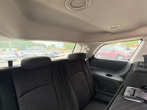 Used 2020 Dodge Journey SE w/ SE Popular Equipment Group FWD image 12