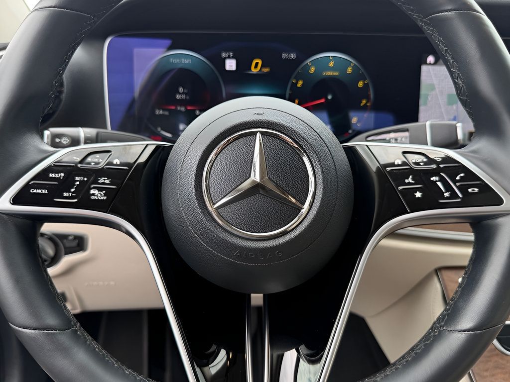 Used 2021 Mercedes-Benz E 350 4MATIC Sedan image 42