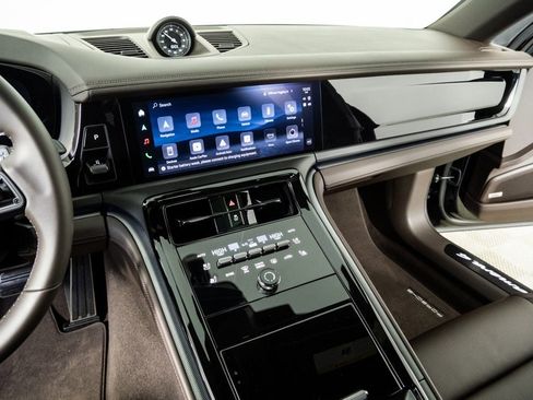 New 2026 Porsche Panamera 4 AWD/4WD image 13