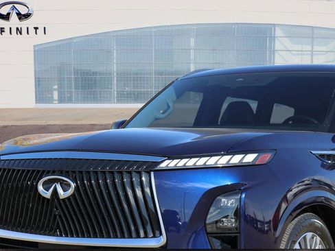 Certified 2025 INFINITI QX80 Sensory image 11