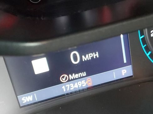 Used 2021 Chevrolet Colorado LT w/ LT Convenience Package image 13