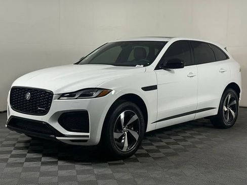 New 2025 Jaguar F-PACE R-Dynamic S image 2