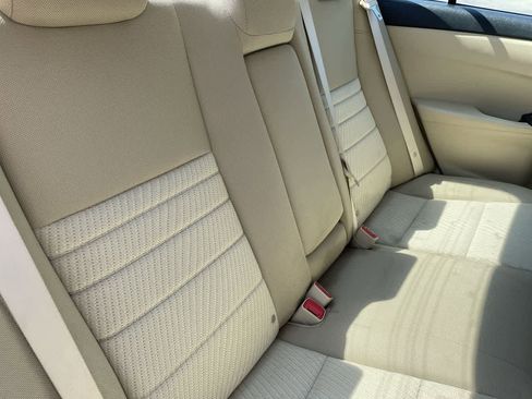 Used 2017 Toyota Camry LE FWD image 15