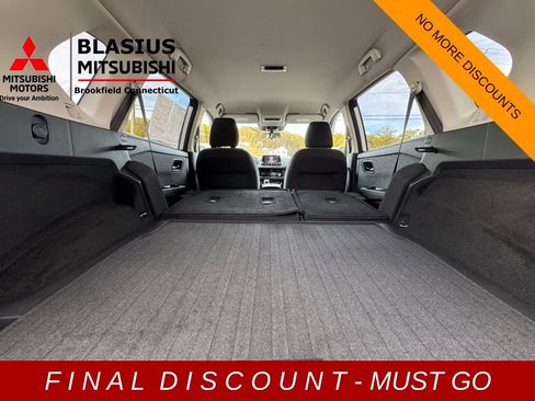 Used 2021 Nissan Rogue S image 32