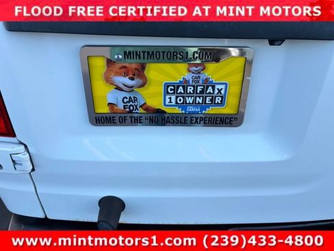 Used 2021 Nissan NV 2500 SV image 16