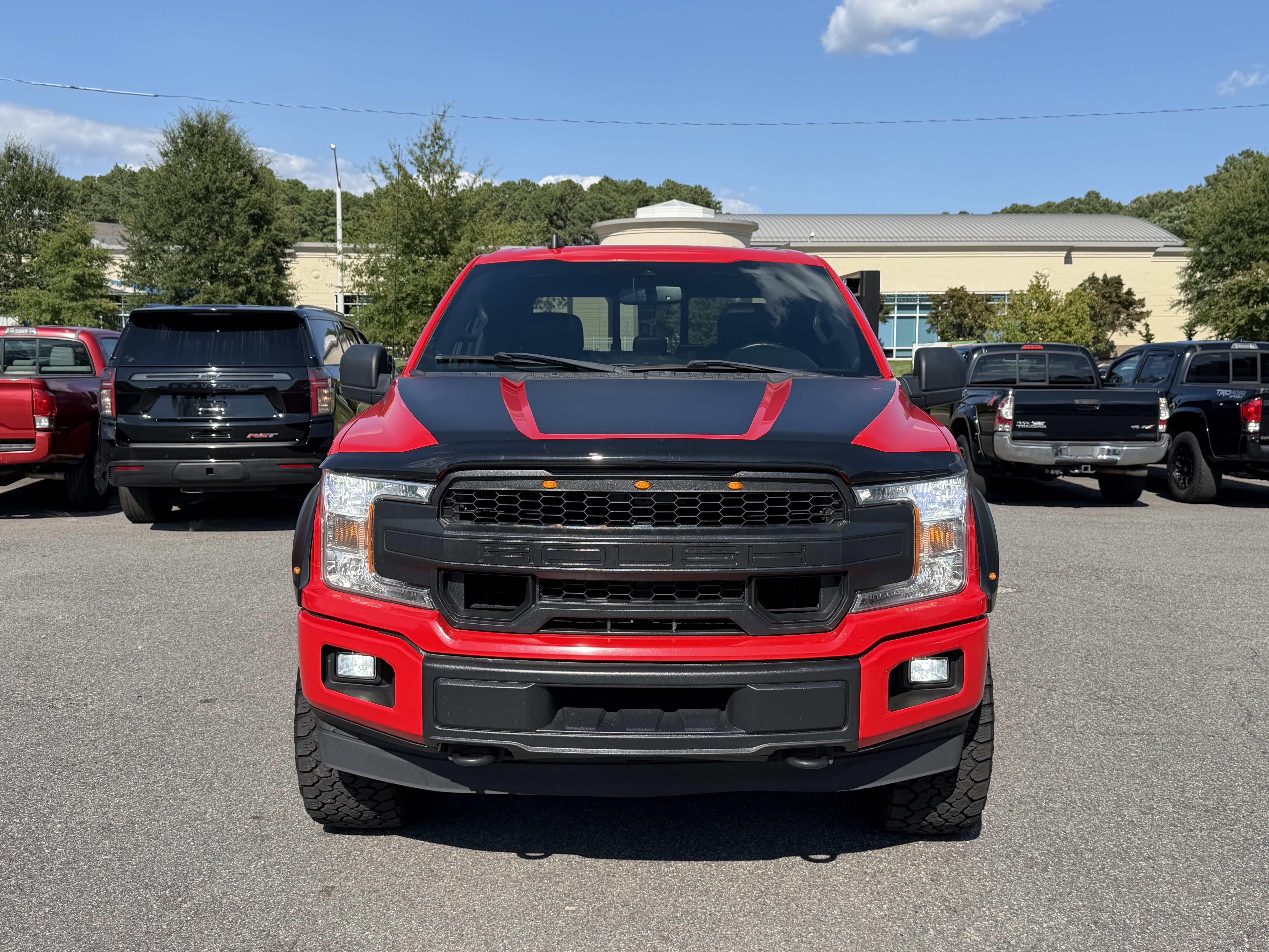 Used 2019 Ford F150 XLT w/ Equipment Group 302A Luxury AWD/4WD image 3