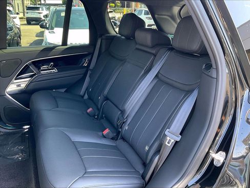 New 2026 Land Rover Range Rover SE AWD/4WD image 16