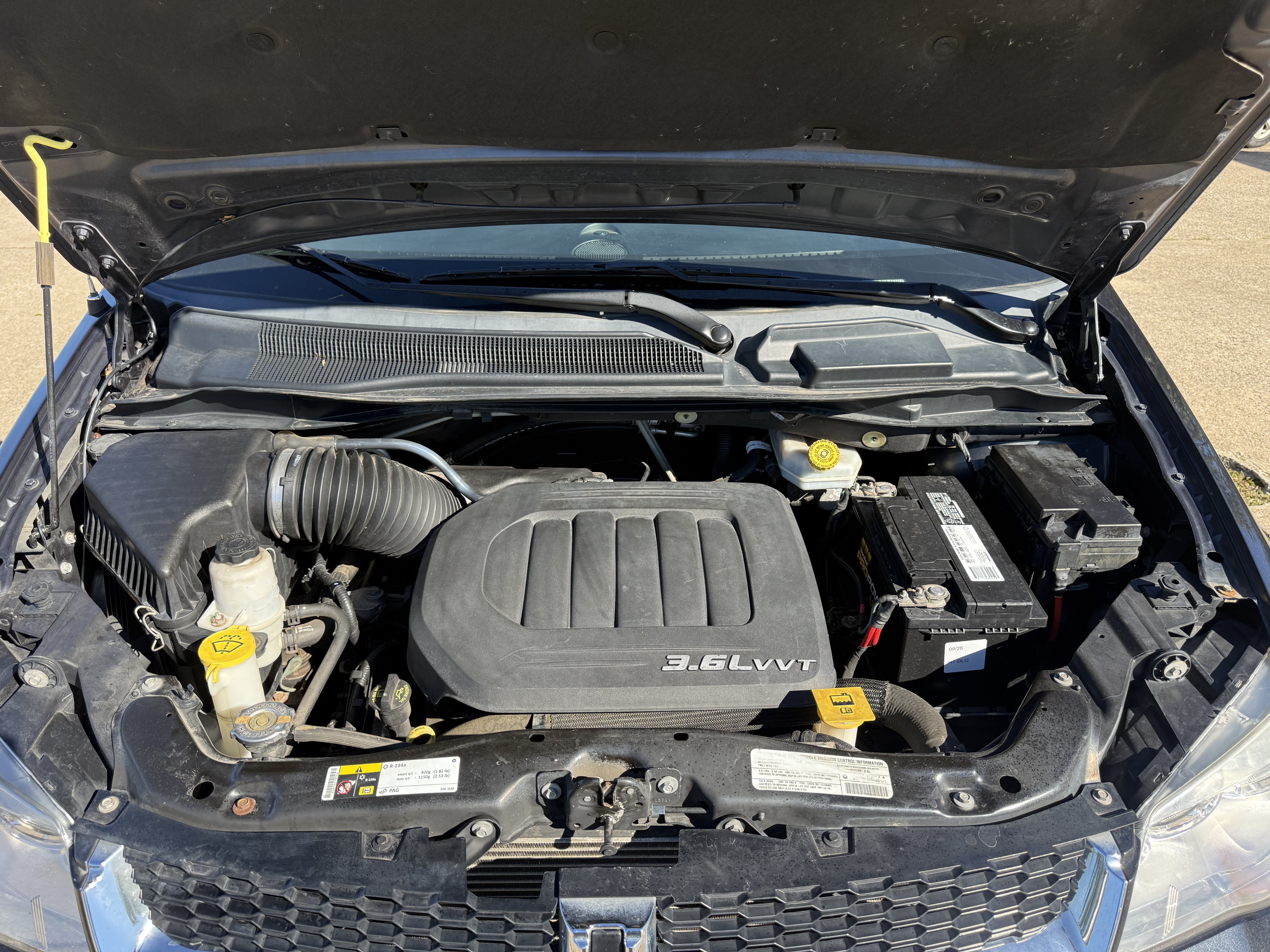 Used 2013 Dodge Grand Caravan SXT FWD image 35