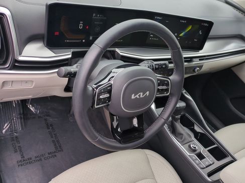 Used 2025 Kia Sorento S w/ Panoramic Sunroof Package FWD image 10