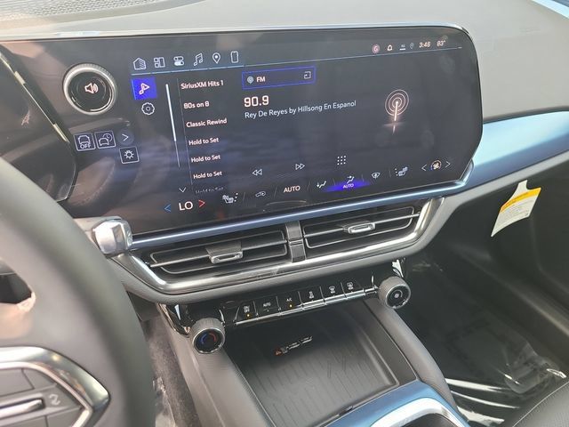 New 2026 Chevrolet Equinox EV LT w/ LPO, Blackout Package FWD image 25