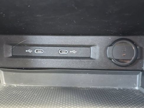 Used 2022 Volkswagen Taos S FWD image 21