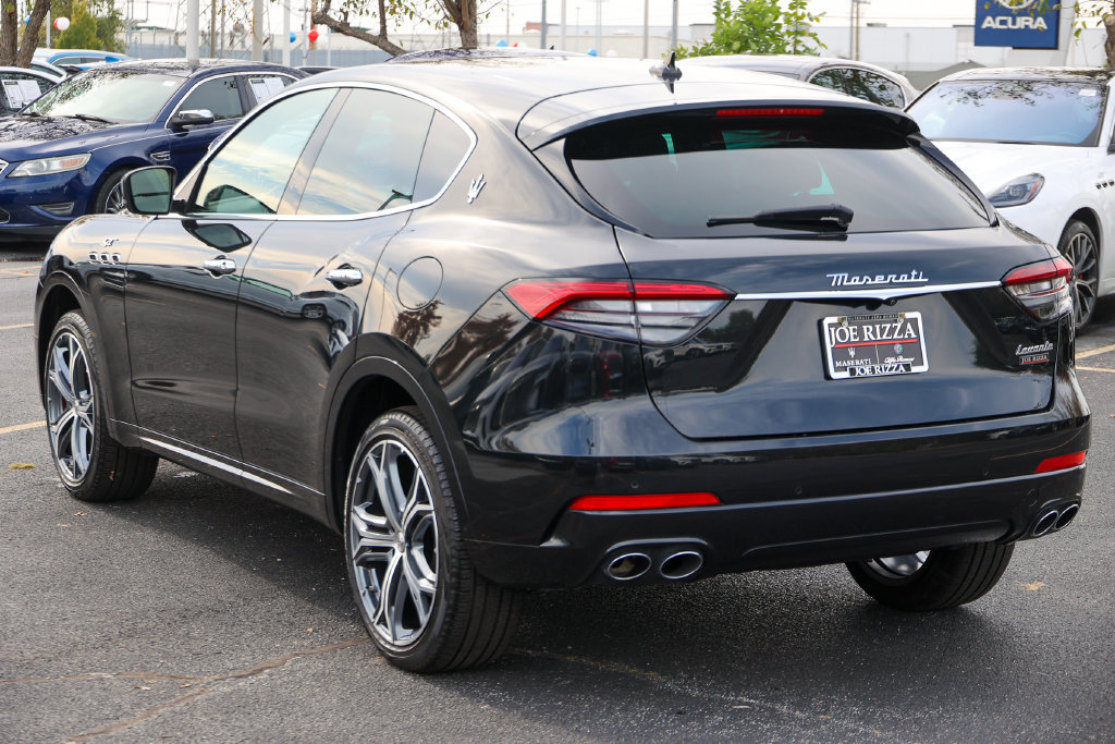 Used 2023 Maserati Levante GT AWD/4WD image 26