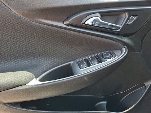 Used 2023 Chevrolet Malibu LT image 12