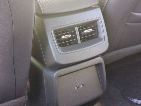 New 2026 Chevrolet Equinox EV LT image 20