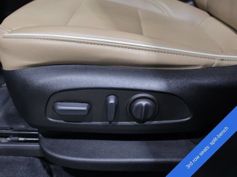 Used 2023 Chevrolet Traverse Premier w/ LPO, Floor Liner Package AWD/4WD image 17