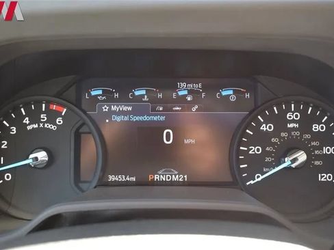 Used 2022 Ford E-350 and Econoline 350 Super Duty RWD image 16