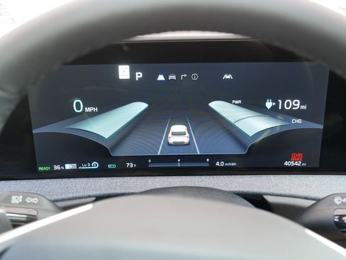 Certified 2022 Kia EV6 Wind w/ Wind Technology Package AWD/4WD image 21
