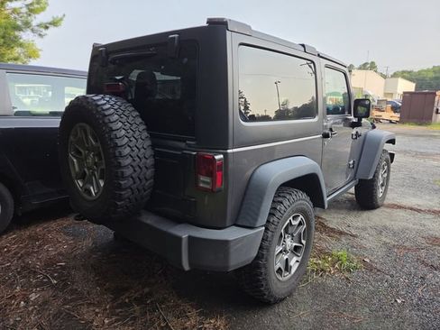 Used 2018 Jeep Wrangler Rubicon w/ Power Convenience Group AWD/4WD image 7
