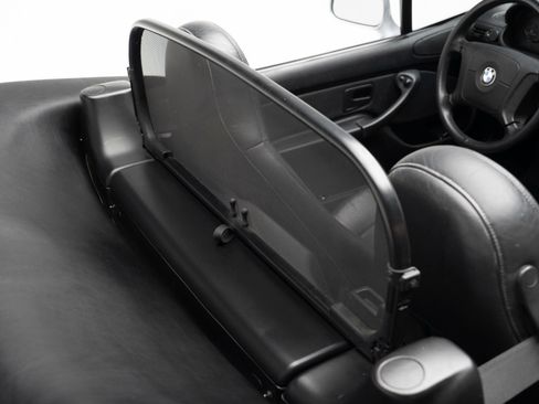 Used 1997 BMW Z3 1.9 RWD image 46