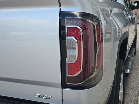 Certified 2018 GMC Sierra 1500 SLT AWD/4WD image 8