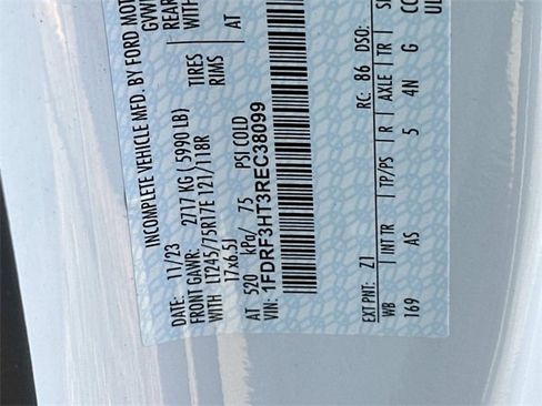 Used 2024 Ford F350 XL w/ Snow Plow Prep Package image 27