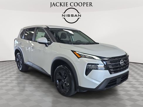 New 2026 Nissan Rogue SV FWD image 3