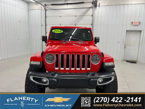 Used 2018 Jeep Wrangler Unlimited Sahara AWD/4WD image 7