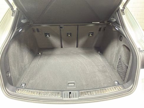 Certified 2026 Porsche Macan S AWD/4WD image 13