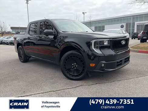 Used 2025 Ford Maverick Lobo image 1