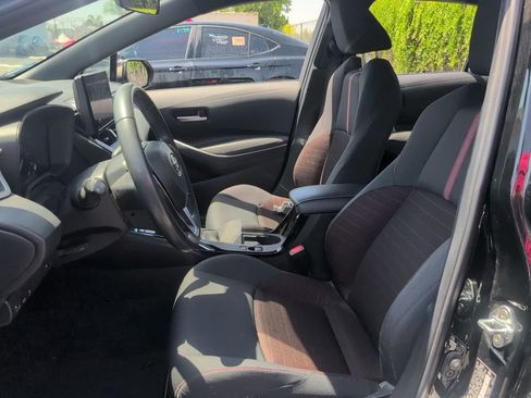 Certified 2024 Toyota Corolla SE w/ SE Package FWD image 7