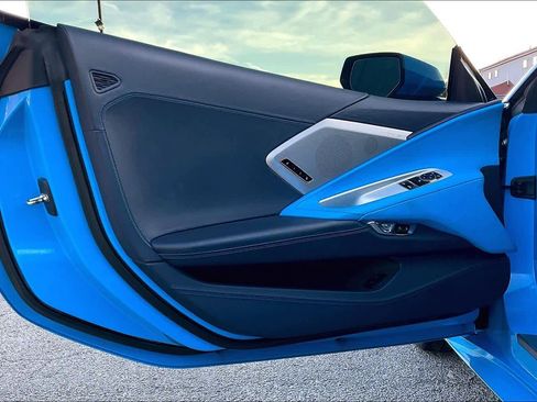 Used 2020 Chevrolet Corvette 3LT w/ 3LT Preferred Equipment Group image 18