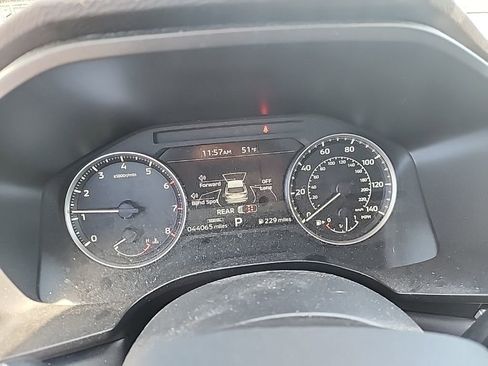 Used 2024 Mitsubishi Outlander ES image 6