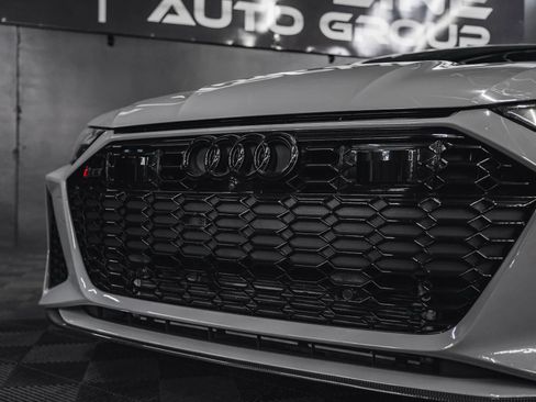 Used 2021 Audi RS 6 w/ Carbon Optic Package image 5