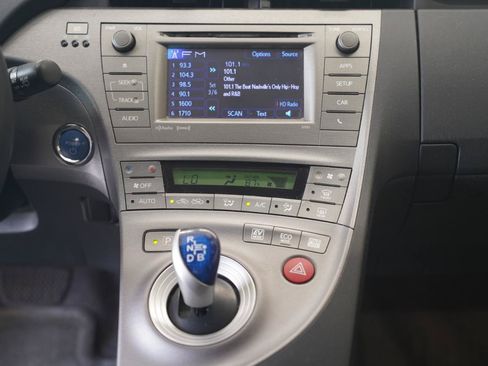 Used 2014 Toyota Prius Three w/ Solar Roof Package FWD image 17