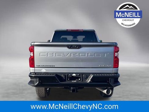 New 2026 Chevrolet Silverado 2500 Custom w/ Custom Value Package AWD/4WD image 6