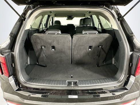 Used 2024 Kia Sorento S image 30