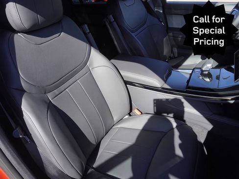 New 2025 Land Rover Range Rover Sport SE image 24