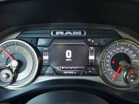 Used 2020 RAM 1500 Longhorn image 15