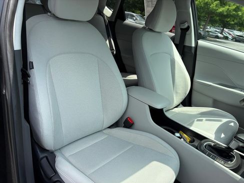 Certified 2025 Hyundai Kona SEL FWD image 16
